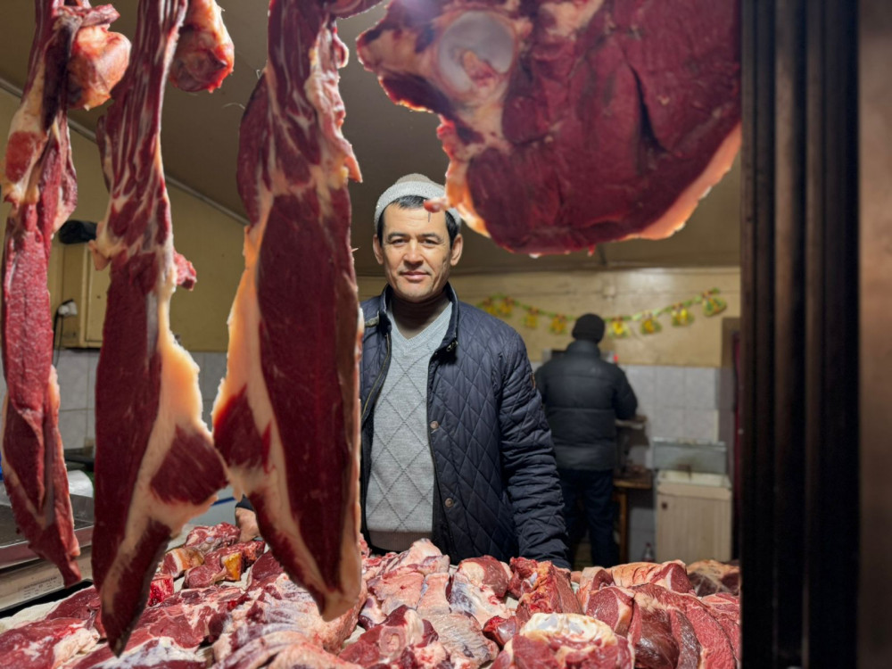 Барлығы суырып салмастан тек есектің ішіне консады Барлығы суырып салмастан тек есектің ішіне консады